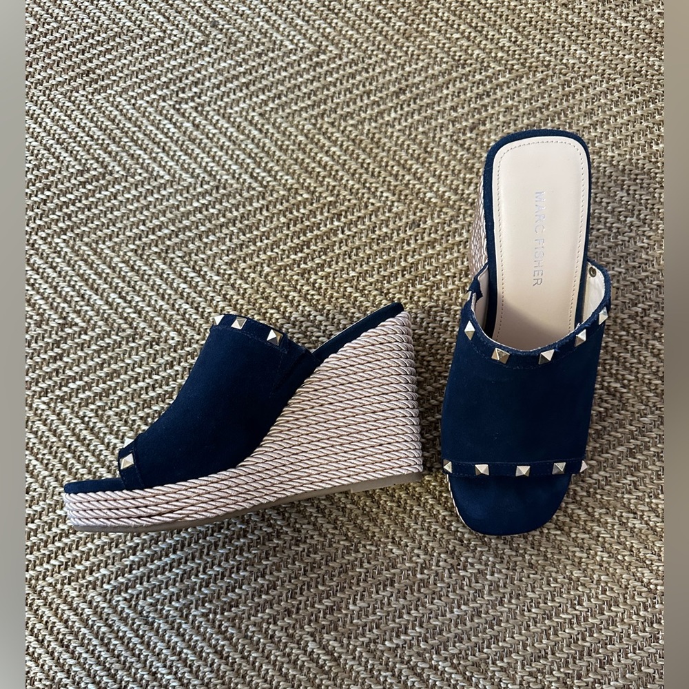 Marc Fisher wedges